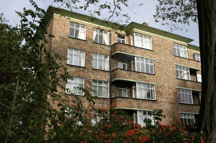 Funkishus är även vanliga som flerbostadshus